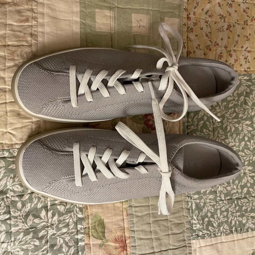 Rothy’s lace up sneakers